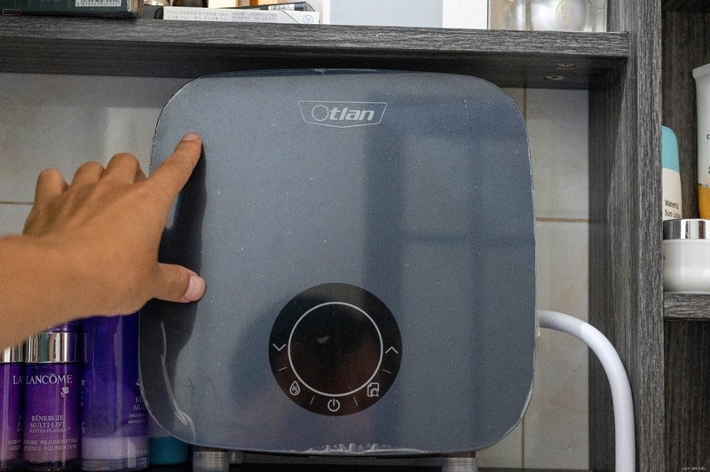 更快更稳更小巧，随时获取舒适热水，奥特朗C11H隐藏式热水器体验