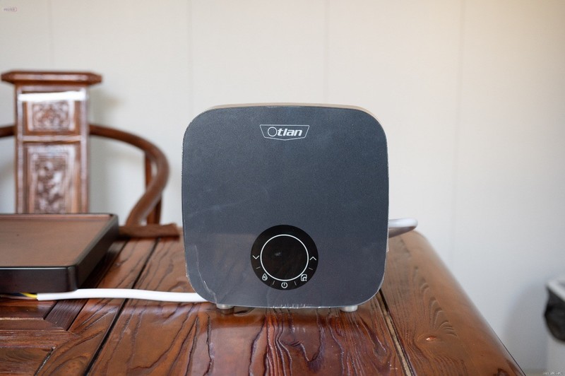 更快更稳更小巧，随时获取舒适热水，奥特朗C11H隐藏式热水器体验