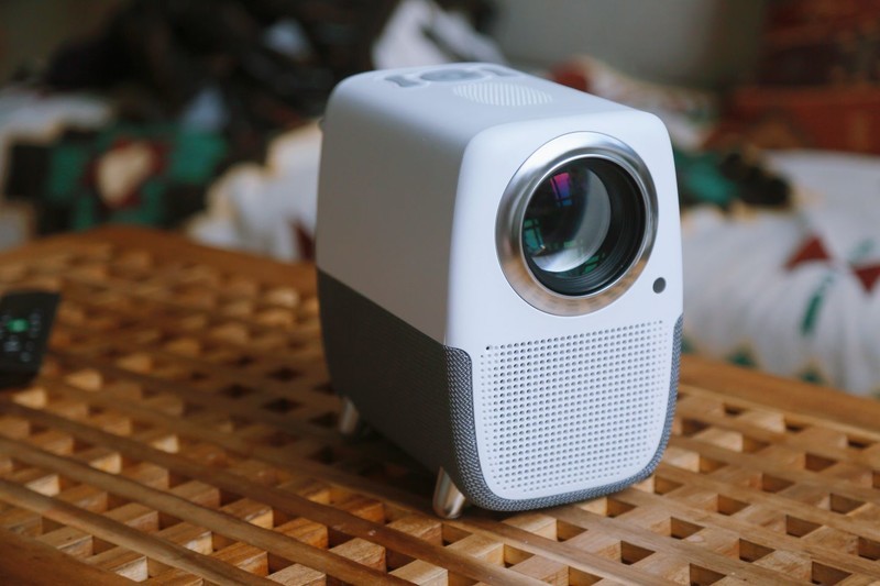 高颜值更清晰，泰捷WEBOX T1S投影仪