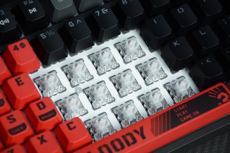 花一把的钱体验三把的手感，血手幽灵T87 LT变速光轴机械键盘开箱