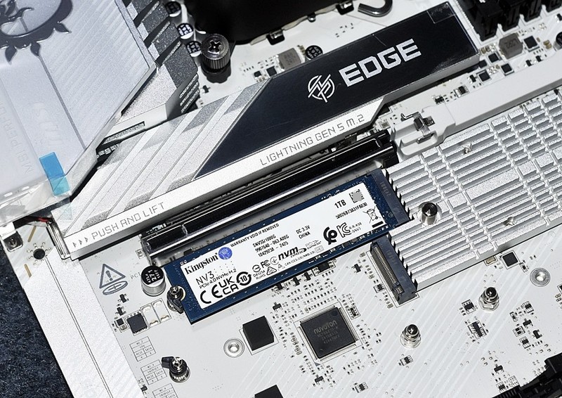 几乎无槽点 微星MPG Z890 EDGE TI WIFI刀锋钛主板 值得拥有