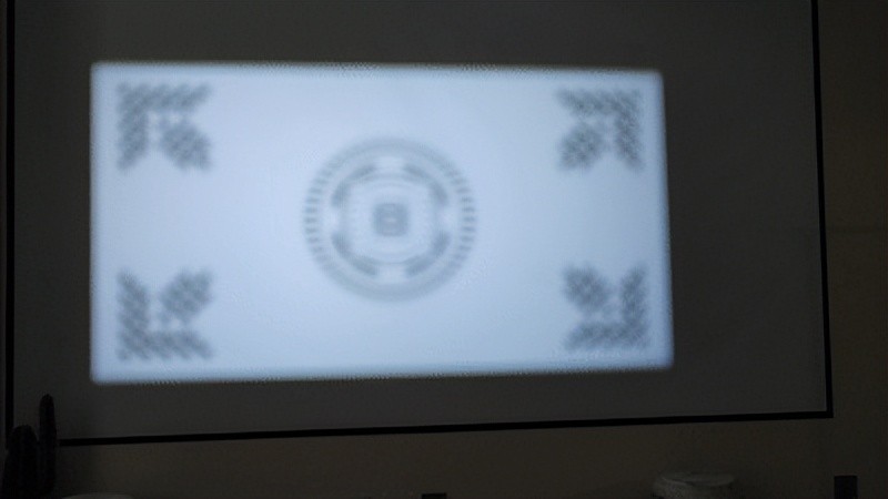 高颜值更清晰，泰捷WEBOX T1S投影仪