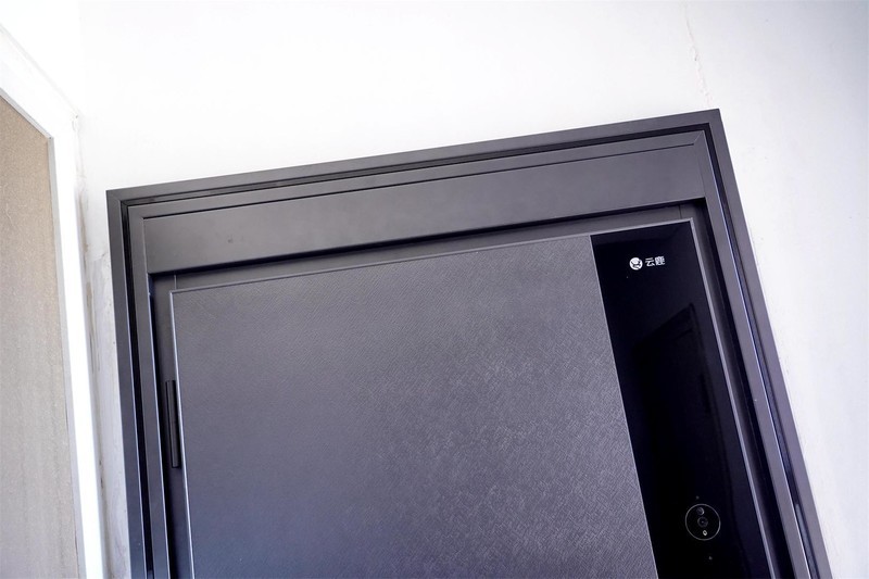 开发商送的防盗门太差，后悔没有早换门！云鹿智能门P1S体验分享