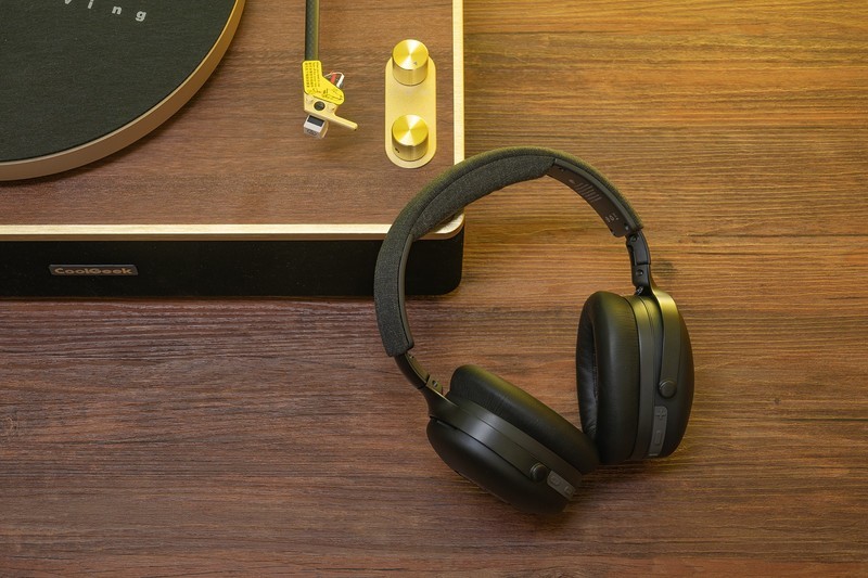 新赛道新挑战新突破，HiFi音响厂诚意之作，惠威AW-68无线耳机