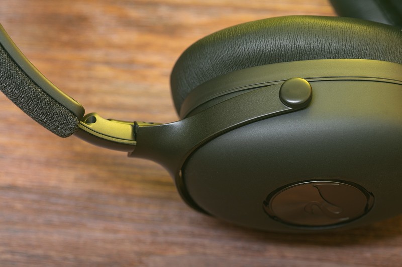 新赛道新挑战新突破，HiFi音响厂诚意之作，惠威AW-68无线耳机