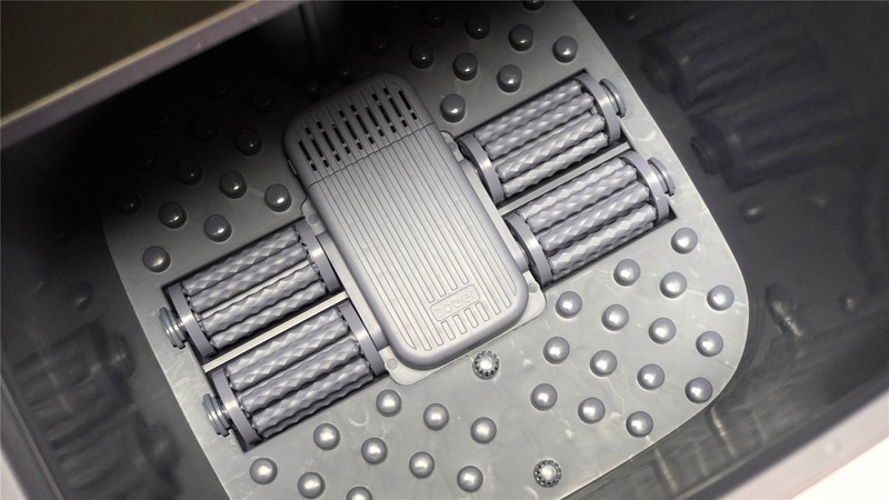 新年礼物的不错选择！左点小仙足浴桶P7体验：这颜值爸妈说不错