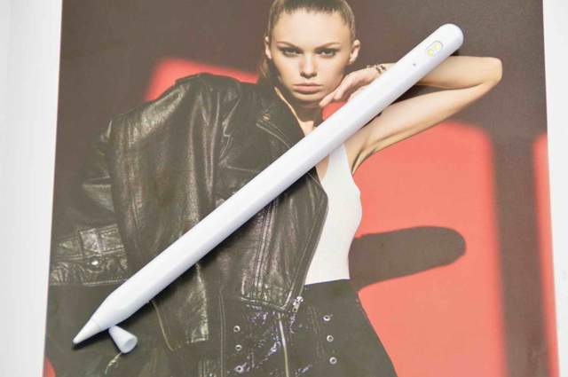 iPad手写笔的完美替代品，高性价比的西圣Pencil手写笔评测