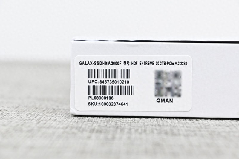 满血版E18方案，影驰HOF EXTREME30 2TB固态硬盘开箱试玩