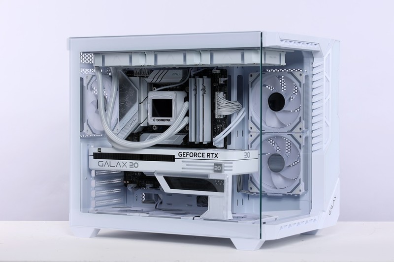 圣诞装机不求人，14代酷睿i5-14600K搭配影驰20周年限定4070装机