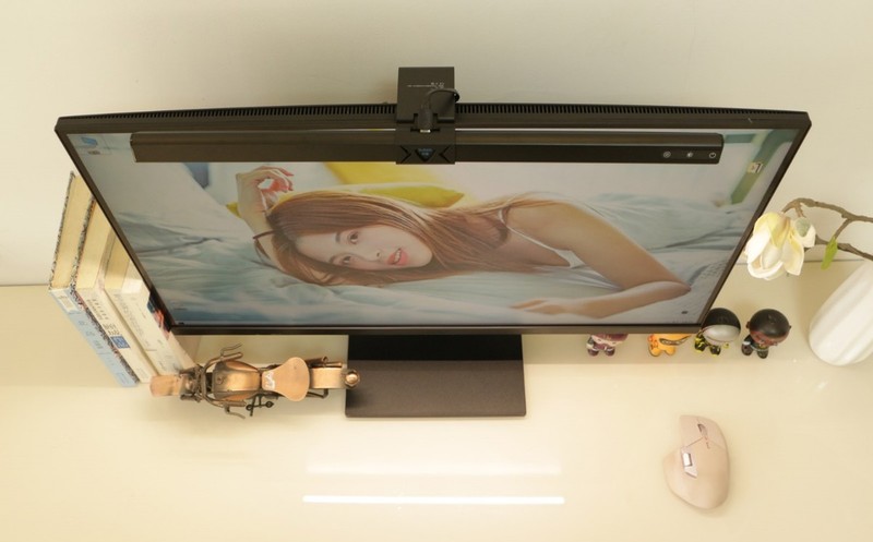 书客屏幕挂灯SKR1体验！配置拉满！600元内最能打的屏幕挂灯？