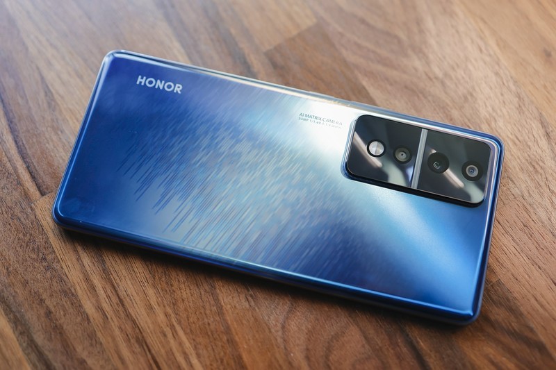 荣耀80GT上手评测：双芯+超级散热，带来流畅游戏体验