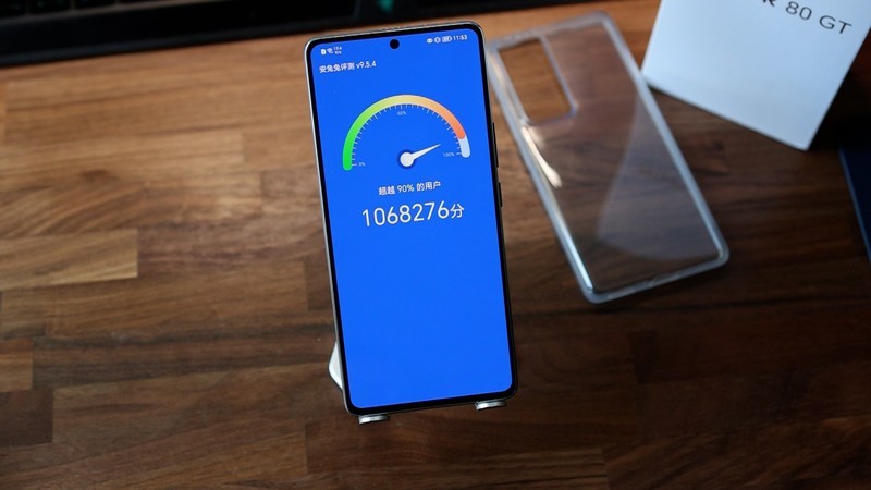 荣耀80GT上手评测：双芯+超级散热，带来流畅游戏体验