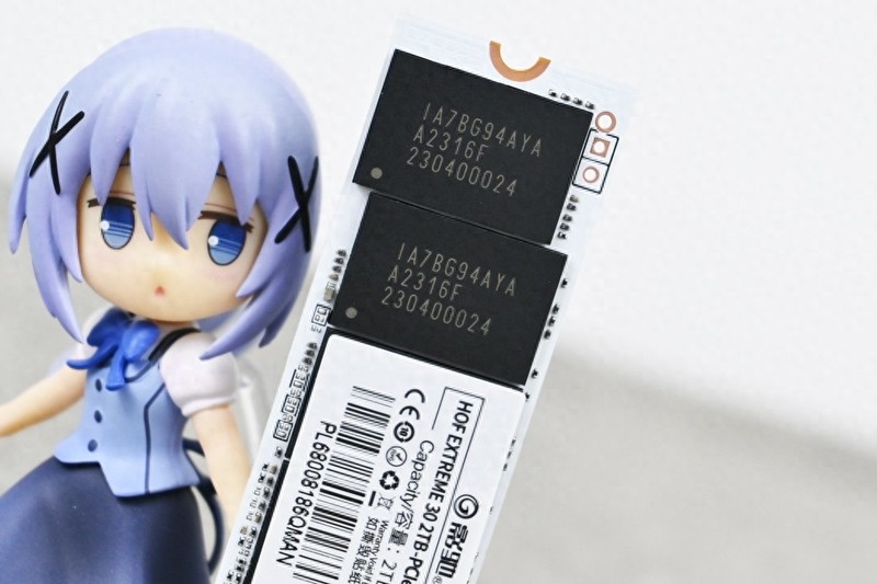 满血版E18方案，影驰HOF EXTREME30 2TB固态硬盘开箱试玩