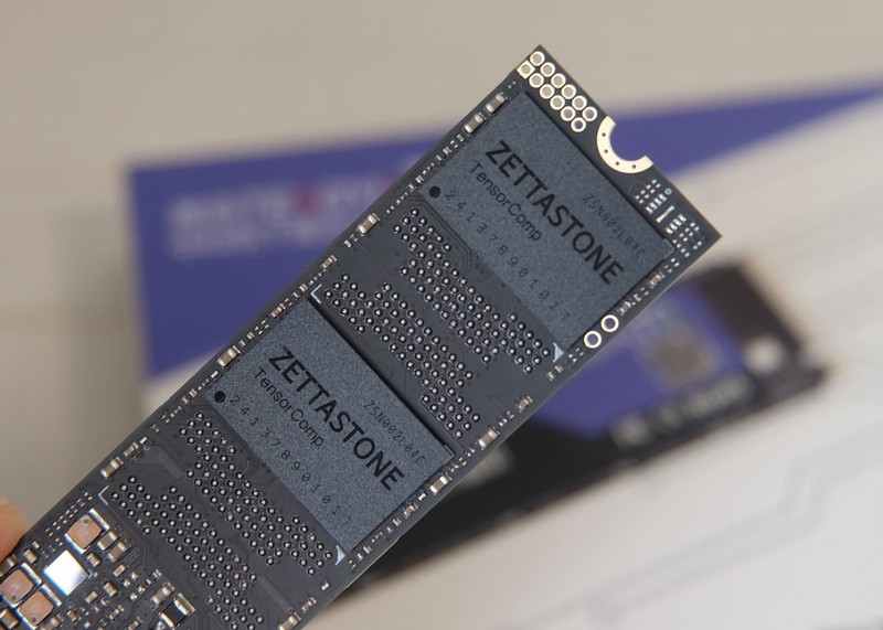 移动存储新选择 腾隐PCIe4.0固态硬盘+USB4.0绿联硬盘盒DIY