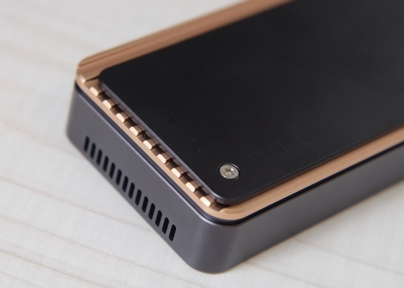 移动存储新选择 腾隐PCIe4.0固态硬盘+USB4.0绿联硬盘盒DIY