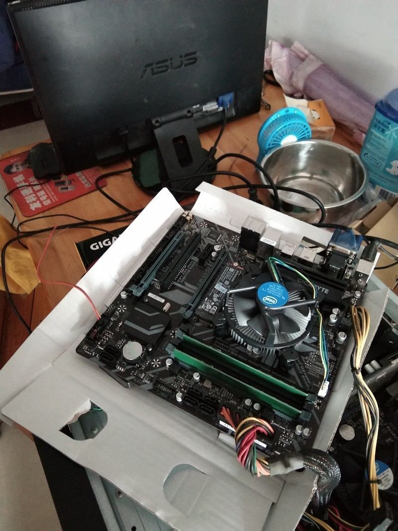 手提箱电脑制作，用密码箱作为电脑机箱！