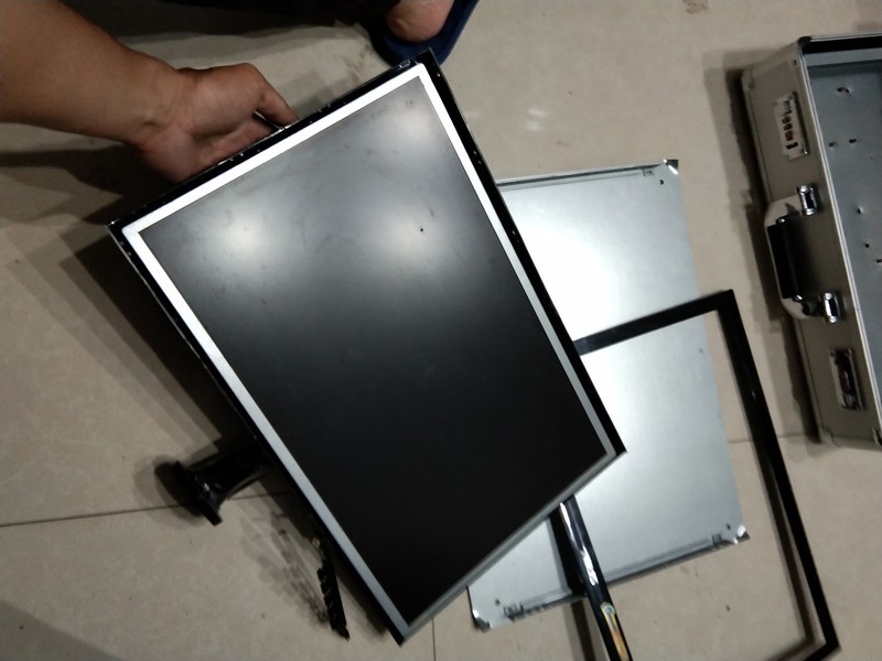 手提箱电脑制作，用密码箱作为电脑机箱！