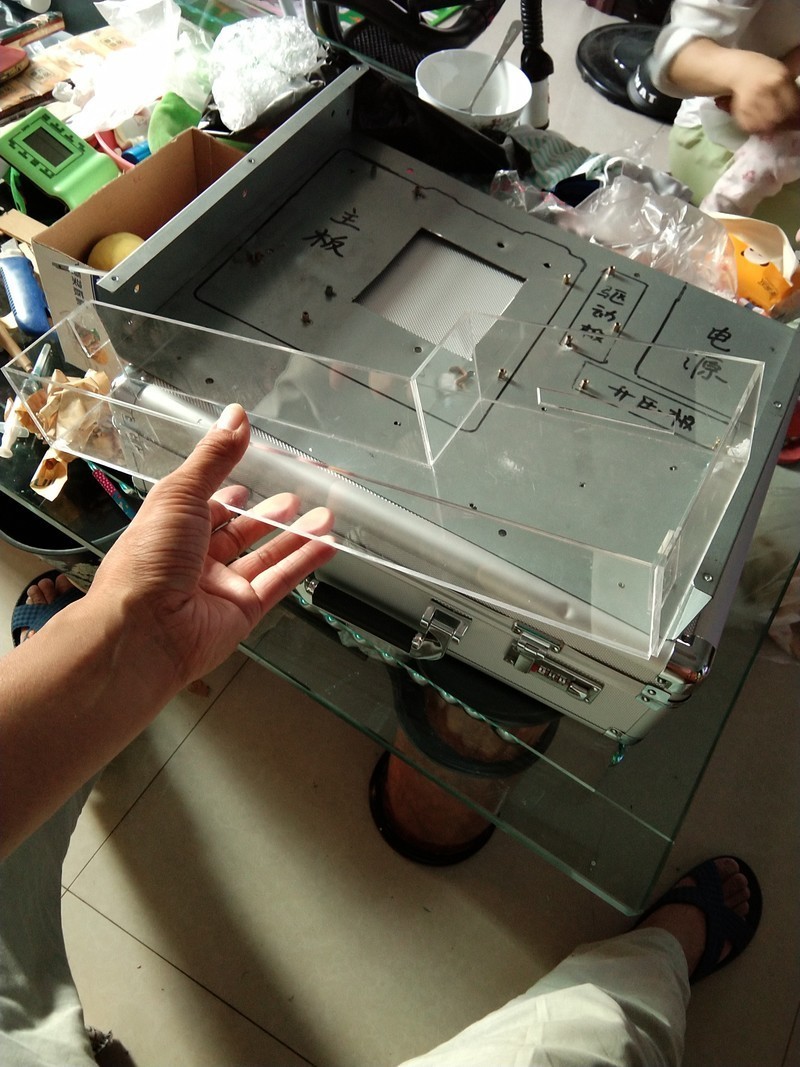 手提箱电脑制作，用密码箱作为电脑机箱！