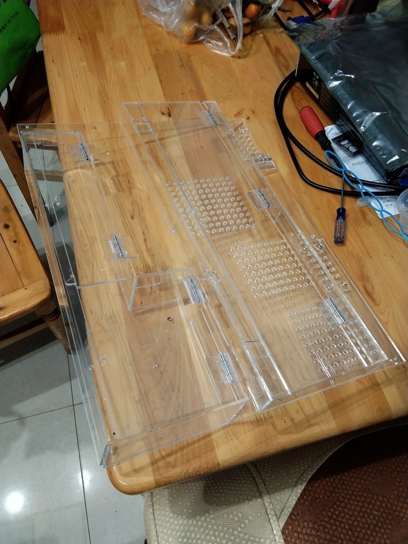 手提箱电脑制作，用密码箱作为电脑机箱！