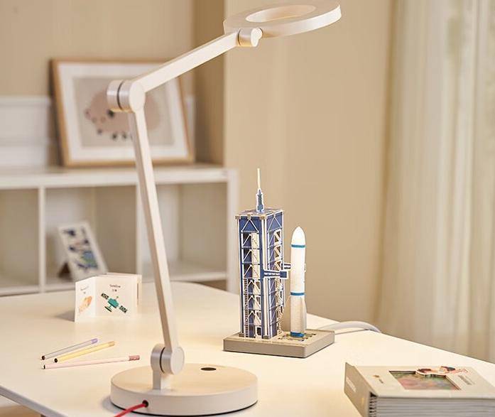 【健康科普】台灯护眼是真的吗？护眼台灯怎么选？一篇说明白