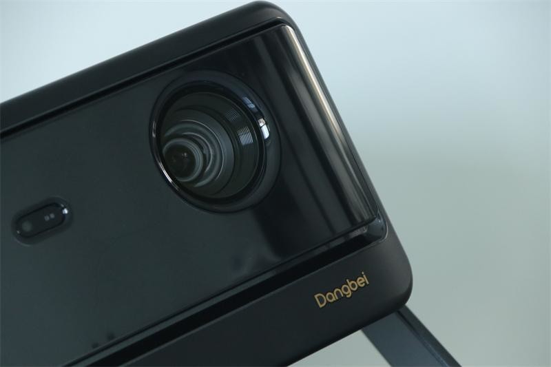 白天观影不拉窗，高亮画质媲美电视！当贝X5S激光投影仪体验