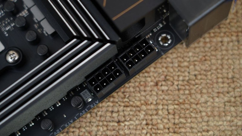 快人一步更省电，AMD R9 9900X首发评测及装机分享