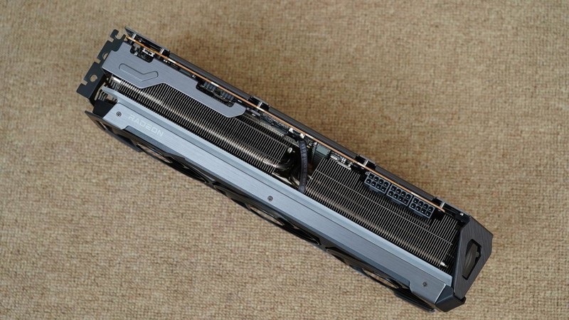 快人一步更省电，AMD R9 9900X首发评测及装机分享