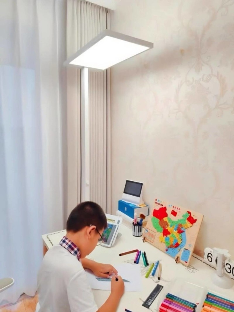 家庭用的落地台灯有哪些好用的品牌？五款儿童护眼落地台灯推荐