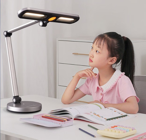 学生护眼台灯十大排名：2025 年权威指南，家长必看！