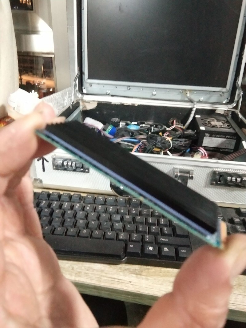 手提箱电脑制作，用密码箱作为电脑机箱！