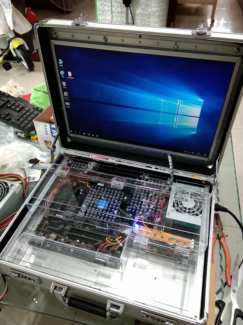 手提箱电脑制作，用密码箱作为电脑机箱！