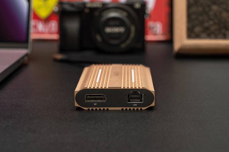 4K多屏异显、PD100W反充、内置读卡器，ORICO 12合1 RGB扩展坞评测