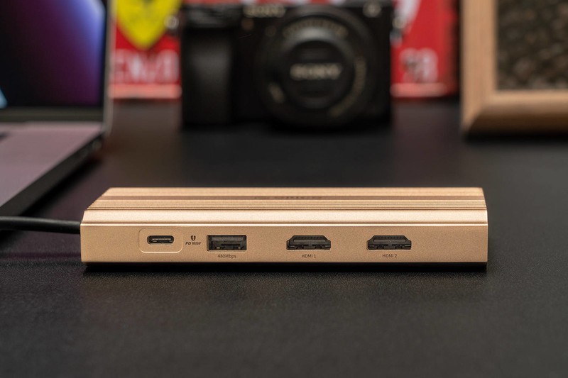 4K多屏异显、PD100W反充、内置读卡器，ORICO 12合1 RGB扩展坞评测