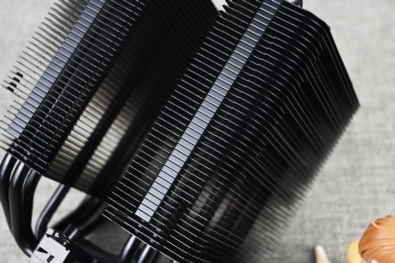 德商德静界DARK ROCK PRO 5散热器开箱评测：静音&性能不妥协