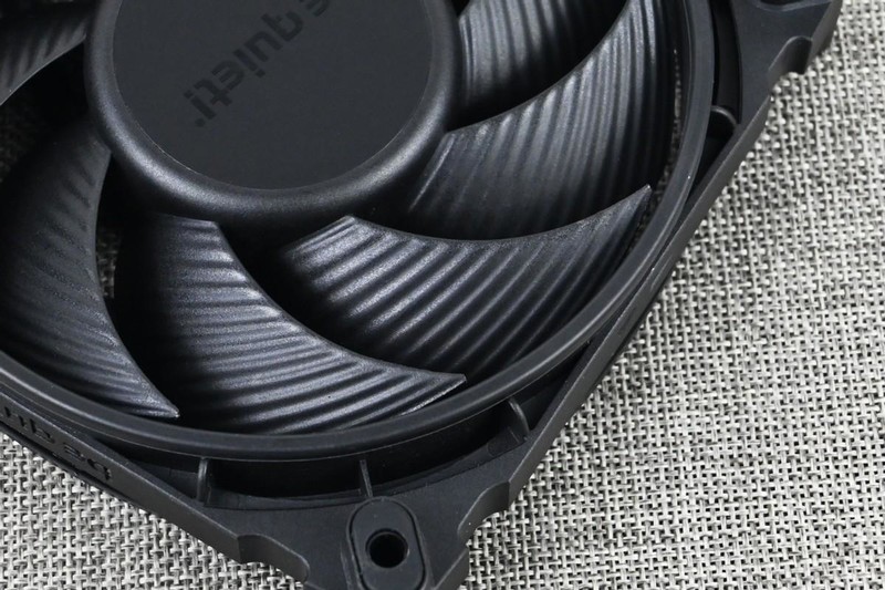 德商德静界DARK ROCK PRO 5散热器开箱评测：静音&性能不妥协