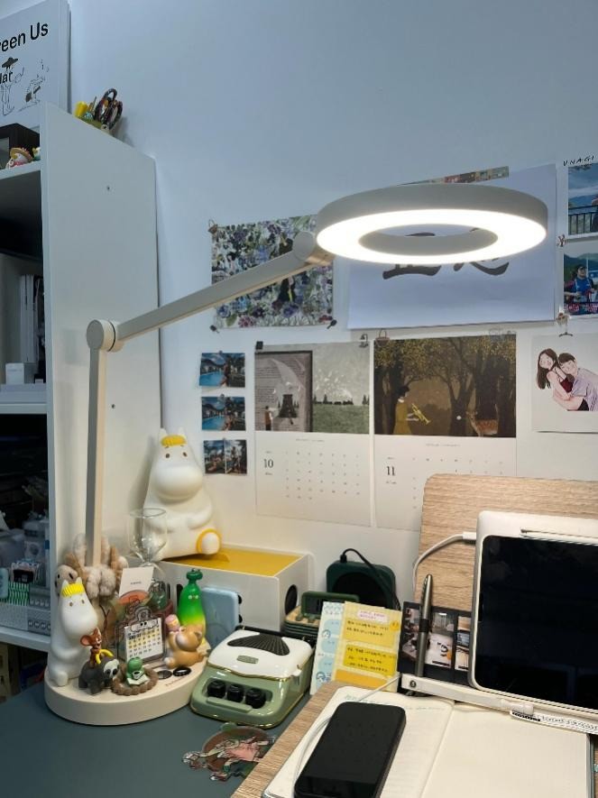 学生台灯护眼灯哪个牌子好？2025 年最新护眼灯品牌推荐