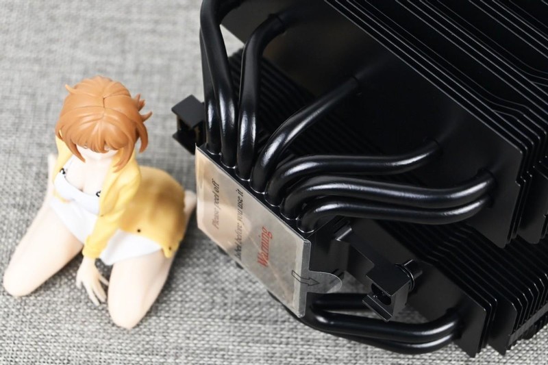 德商德静界DARK ROCK PRO 5散热器开箱评测：静音&性能不妥协