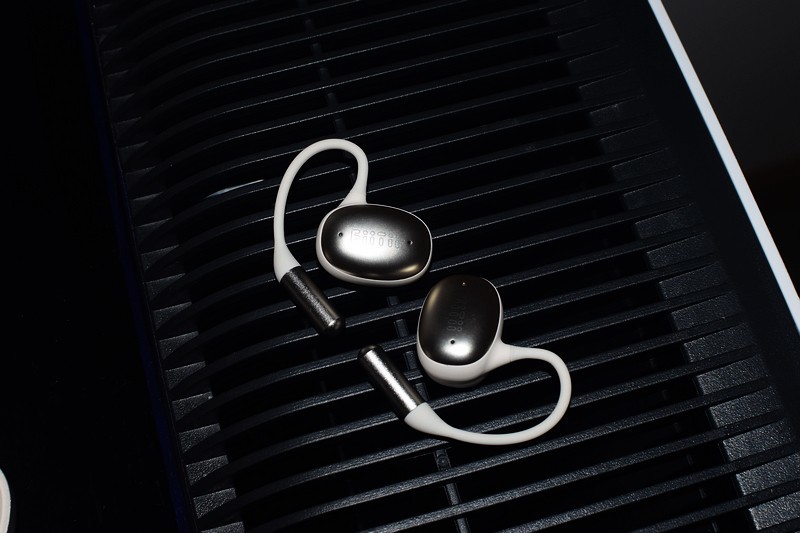 运动中的极致体验 魔浪FiiTii Z挂耳式无线蓝牙耳机