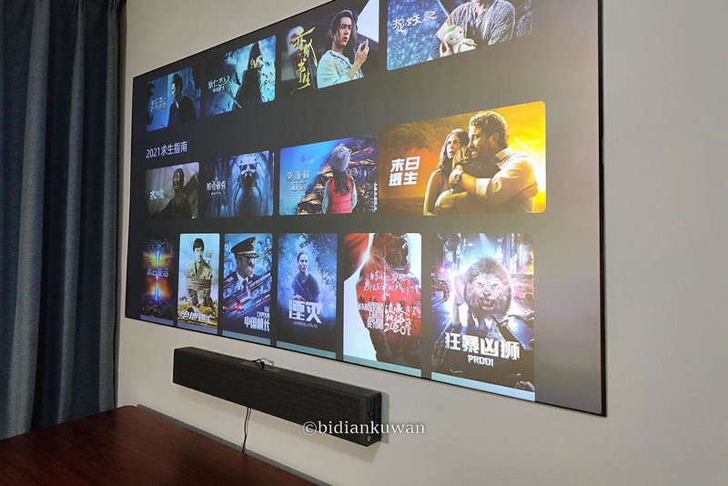 怎样将投影仪抗光屏紧贴墙面，并保持极简超薄？这篇攻略请收好！