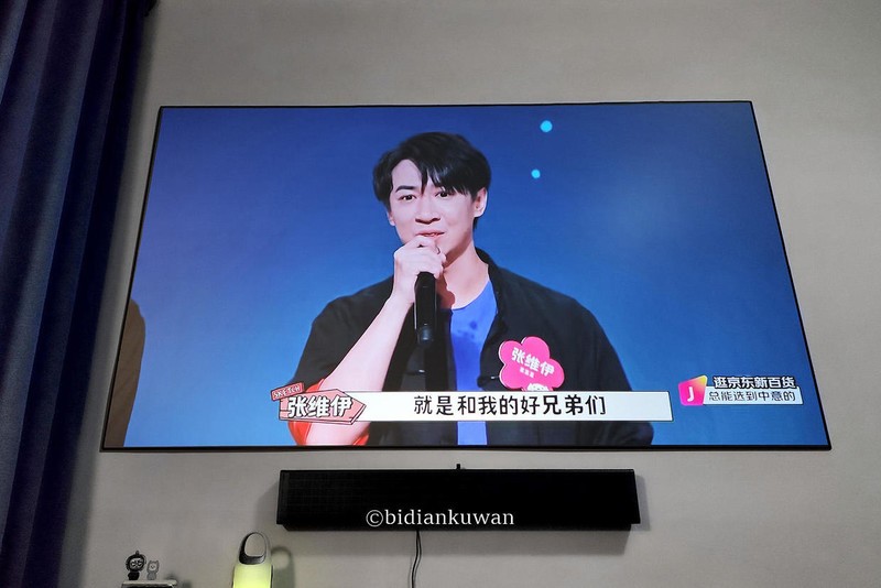 怎样将投影仪抗光屏紧贴墙面，并保持极简超薄？这篇攻略请收好！