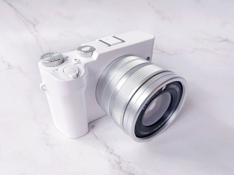 平价也能出大片！彩族C19微单测评：新手入门真香之选！