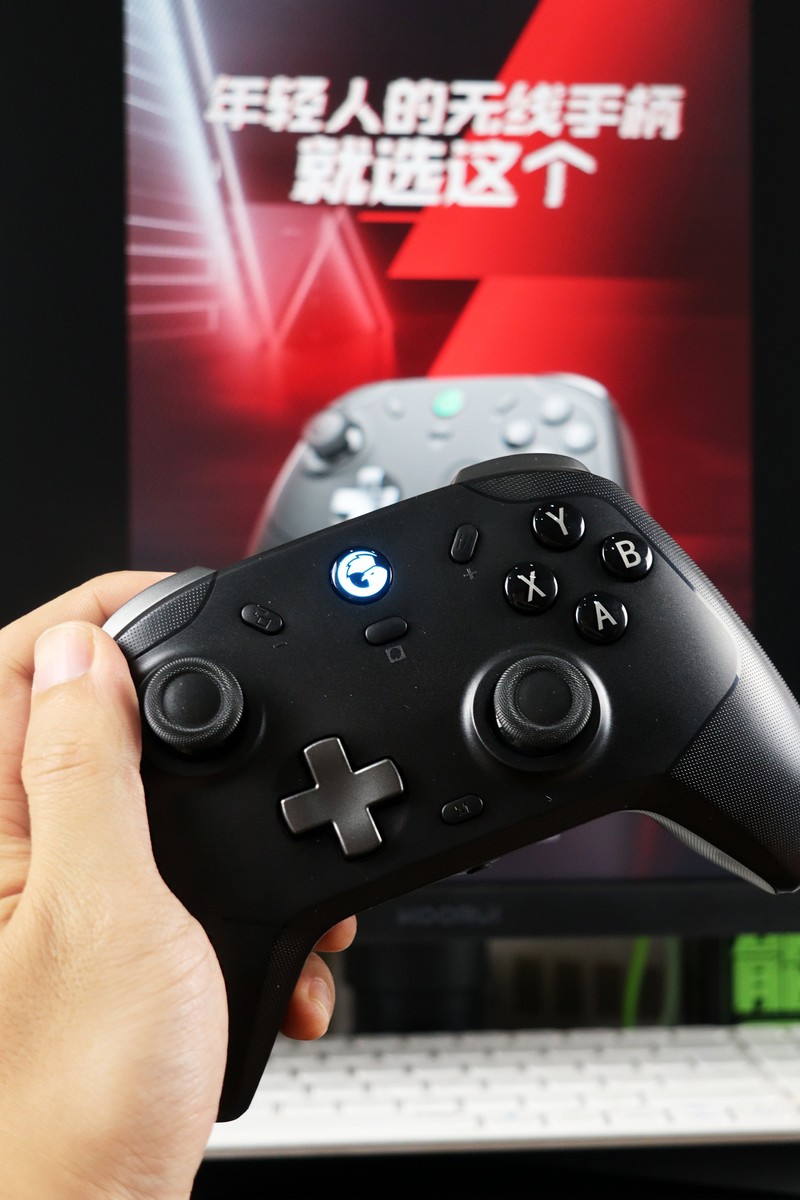 我拥有良好的语言组织能力，还有很好摄影能力，知道如何拍出美丽的产品照，将产品在使