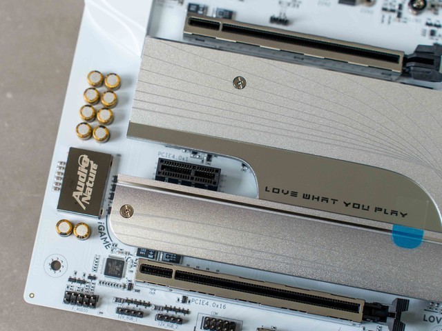 2000元新标杆，七彩虹iGame Z890 FLOW V2主板首发测评