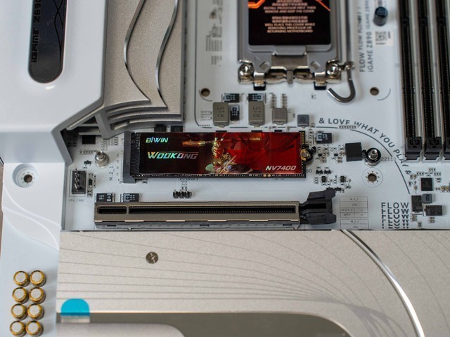 2000元新标杆，七彩虹iGame Z890 FLOW V2主板首发测评