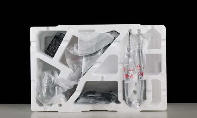 选购显示器，一步到位还是先凑合着用？蚂蚁电竞ANT27VU 4K144Hz高刷显示器简测