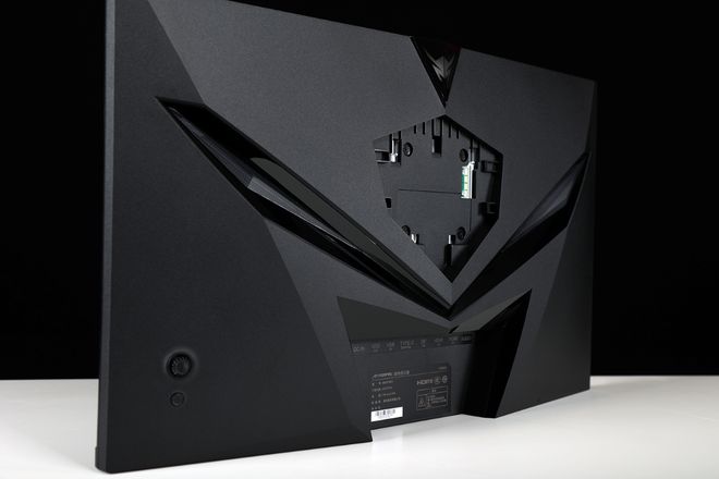 选购显示器，一步到位还是先凑合着用？蚂蚁电竞ANT27VU 4K144Hz高刷显示器简测