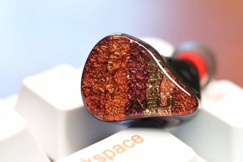 淡而不素方能宁静以致远！AFUL8单元圈铁P8试听