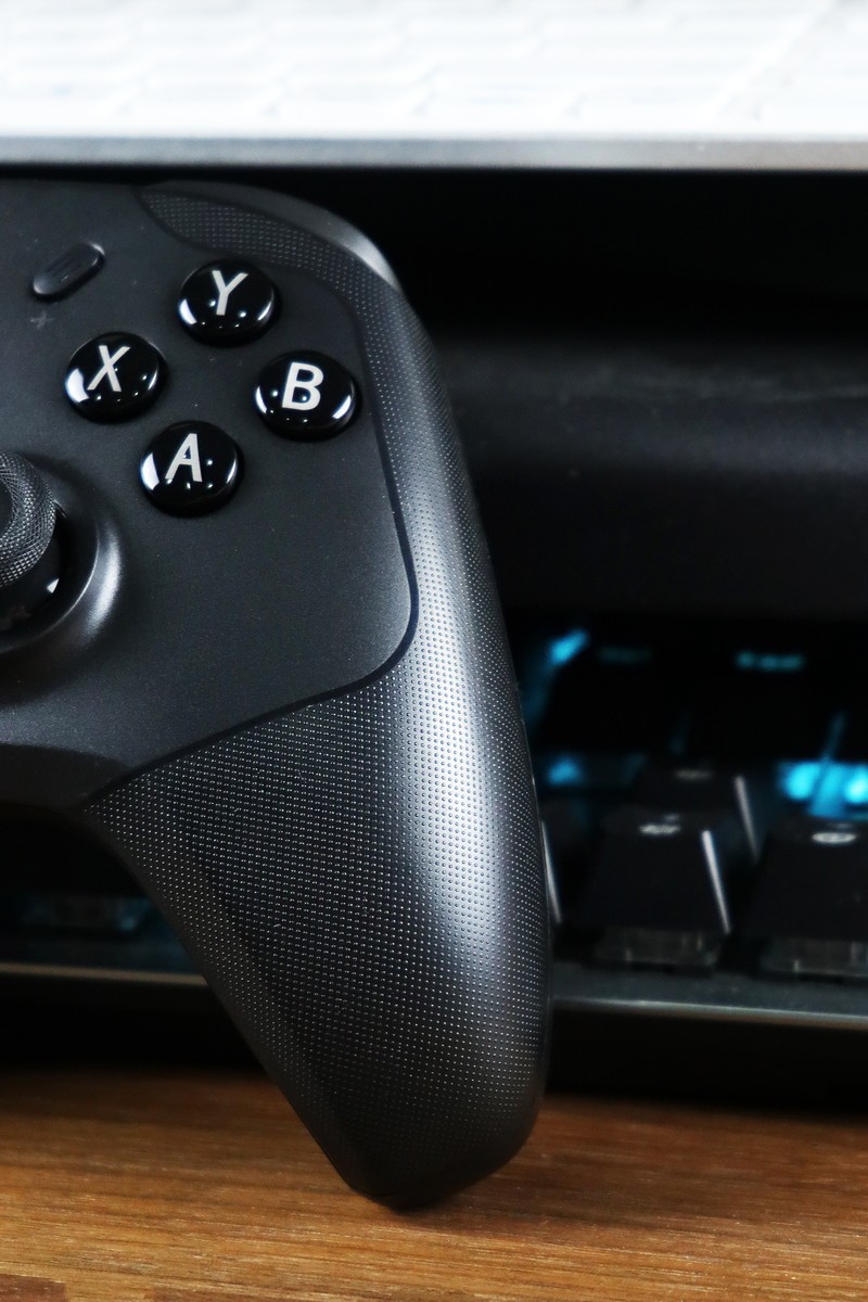 我拥有良好的语言组织能力，还有很好摄影能力，知道如何拍出美丽的产品照，将产品在使