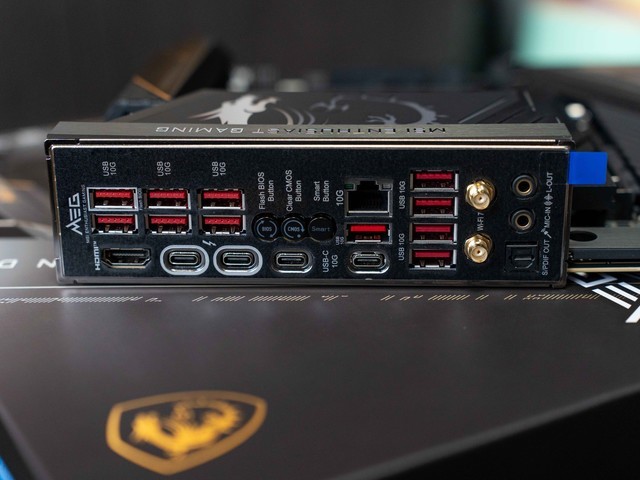 轻松驾驭英特尔U9 285K，微星MEG Z890 ACE全网首发测评