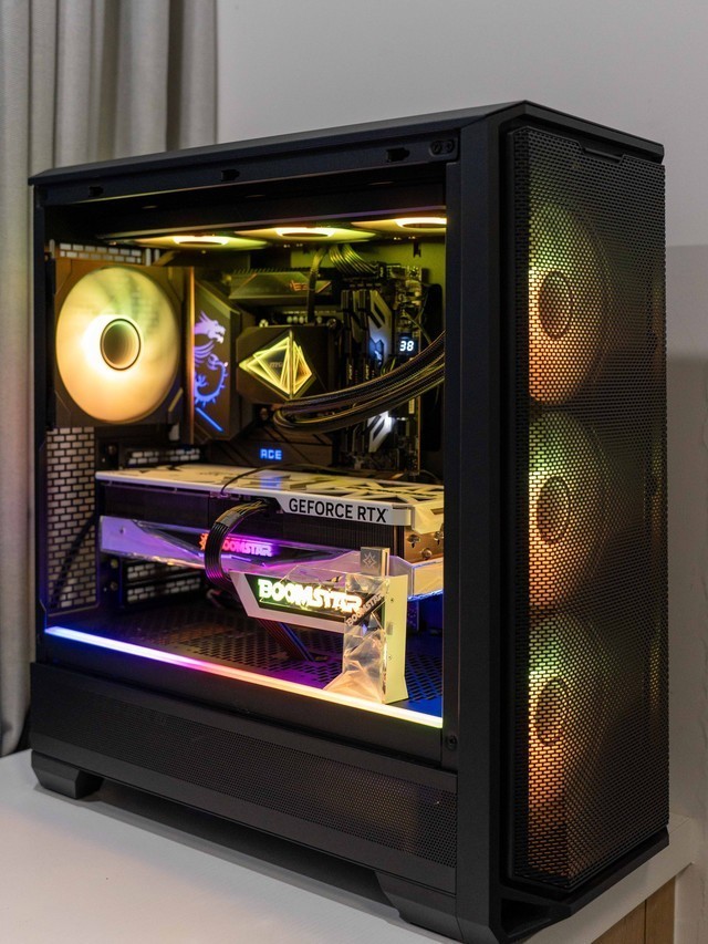 轻松驾驭英特尔U9 285K，微星MEG Z890 ACE全网首发测评